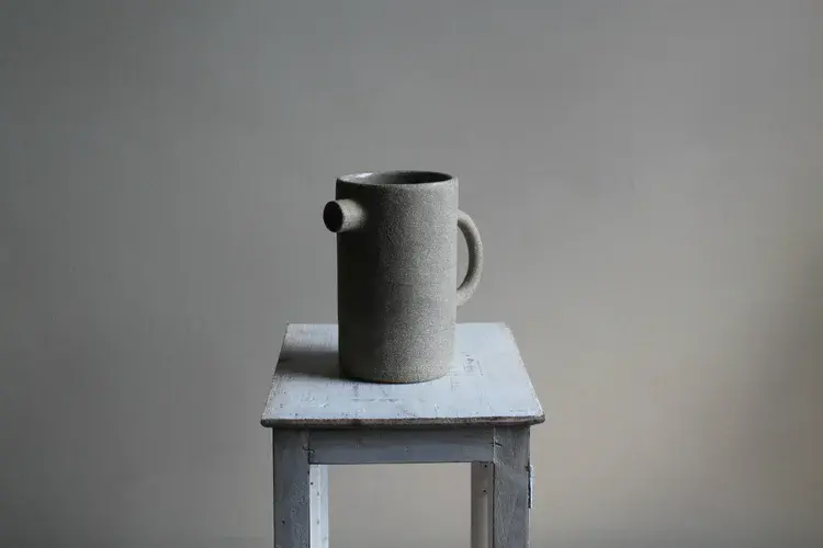 Seagull jug interior showing glaze pooling